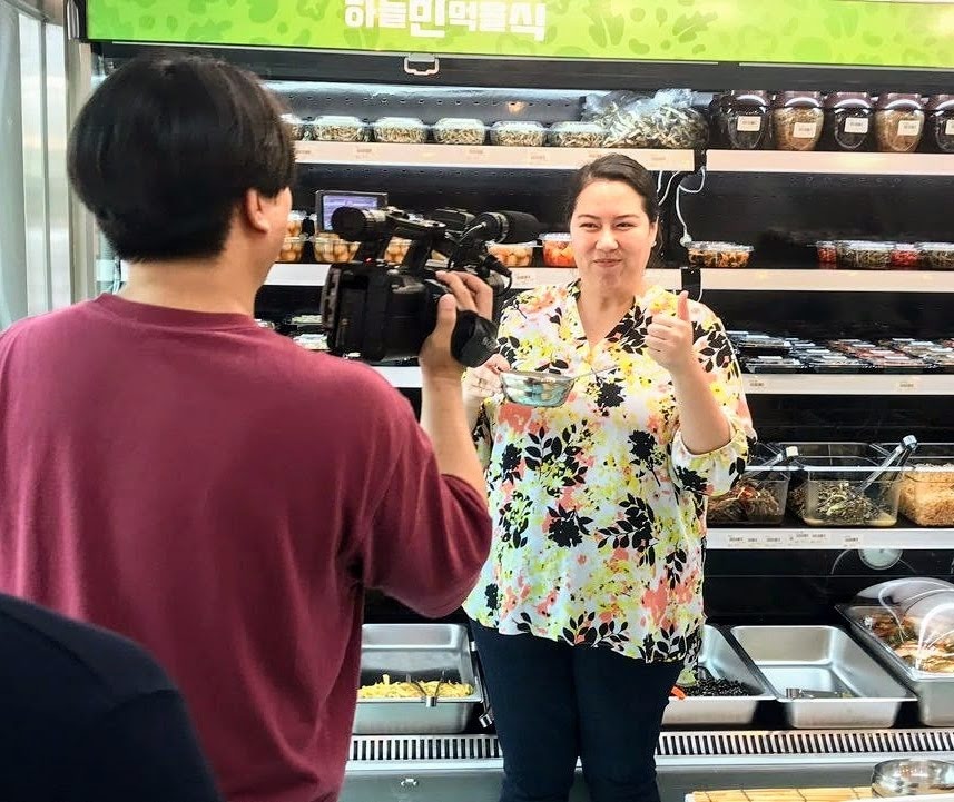 Tessa in Korea